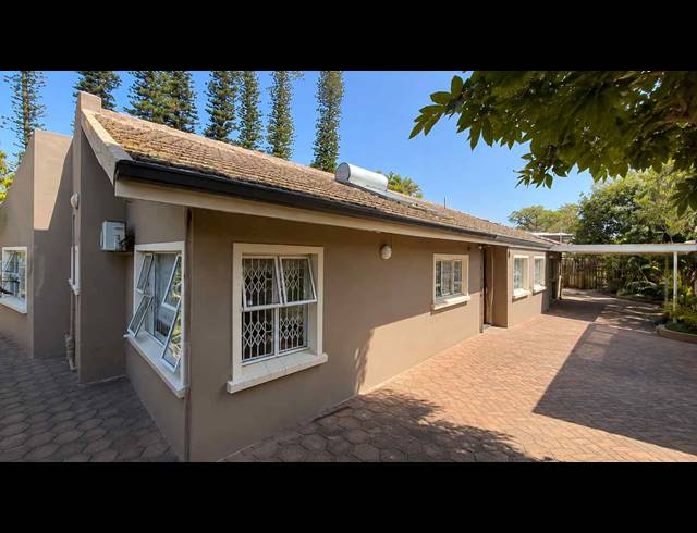 4 BEDROOM FREESTANDING FOR SALE IN SHERWOOD
